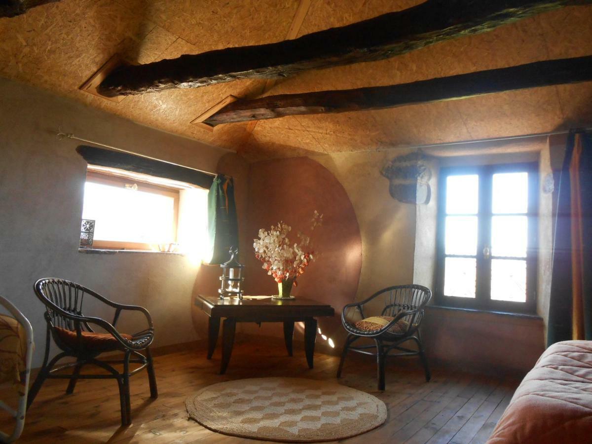 Chambre D'Hotes Des Monts Saint-Izaire 외부 사진